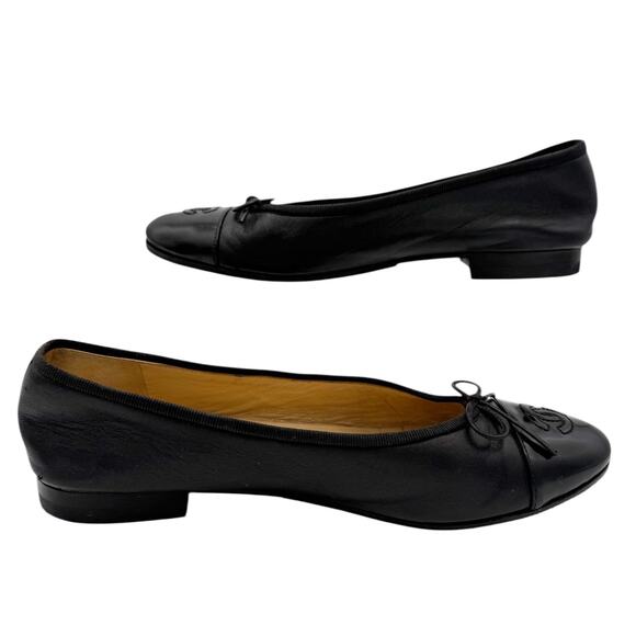 Chanel CC Cap Toe Black Leather Ballet Flat Shoes Size 38 US 7-7.5 - Picture 10 of 11